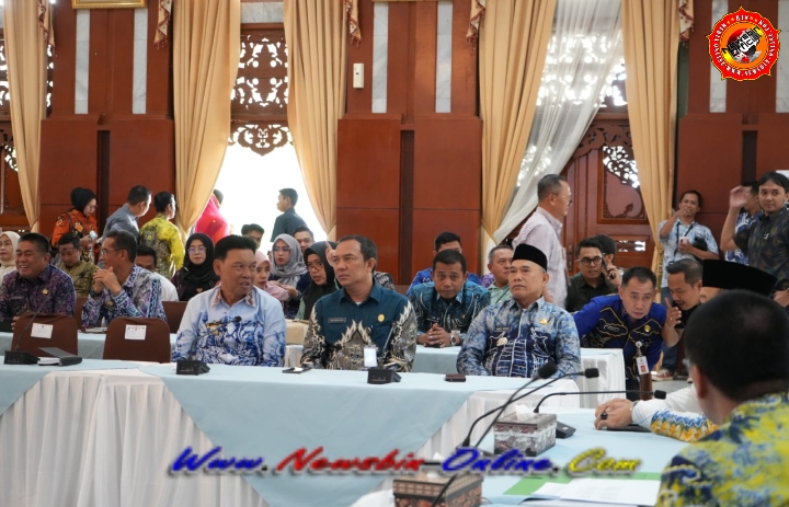 Bupati Kotabaru Hadiri Kunker Reses Komisi II DPR RI di Gedung Mahligai Banjarmasin