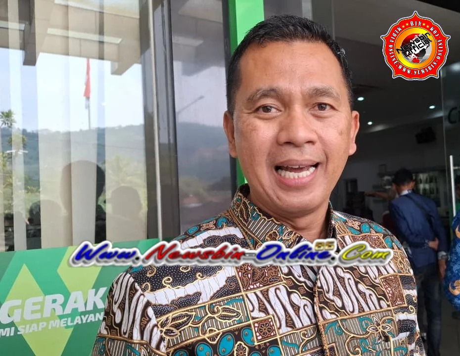 Saat Pajak Kendaraan Dipermudah, Ketua Komisi III DPRD Sukabumi Berikan Aspirasi Dengan Memuji Samsat Cibadak – Sukabumi